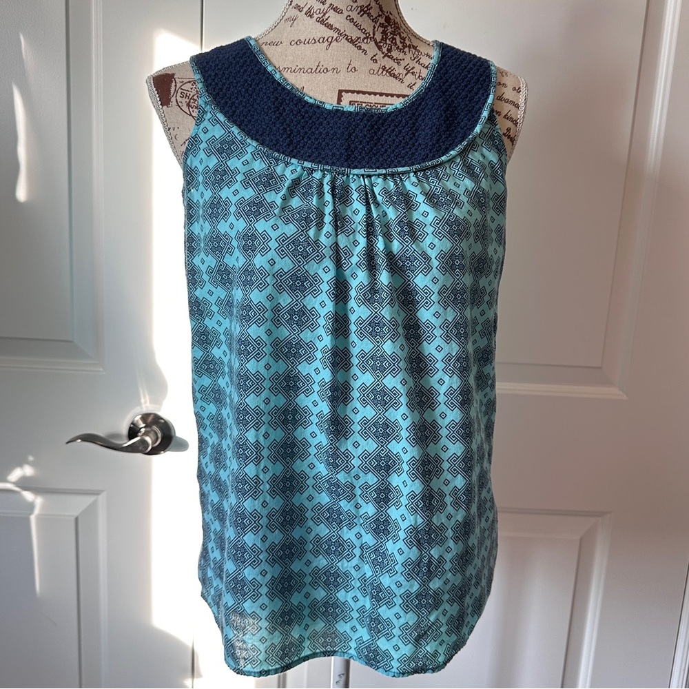 IZOD boho geo pattern blouse tanktop - Small